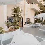 Luxmar By Mc Apart Otel 3*