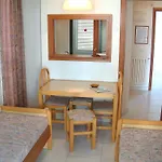 Apartmanhotel Luxmar By Mc 3*