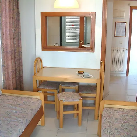 Aparthotel Luxmar 2*