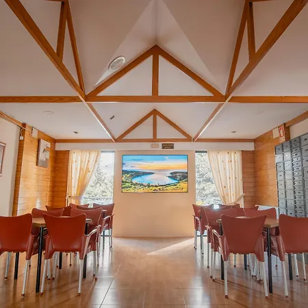 Ξενοδοχείο με διαμερίσματα Luxmar 2*