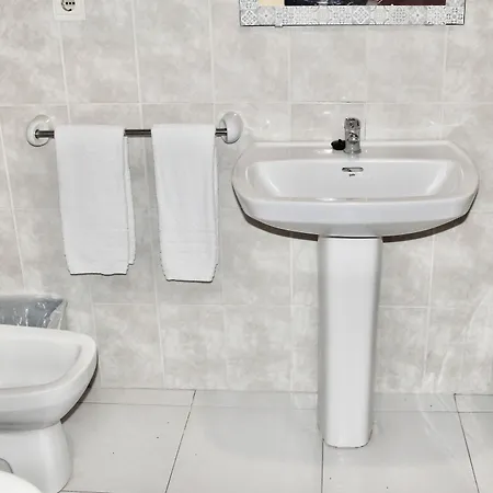 Hotel apartamentowy Luxmar By Mc 3*
