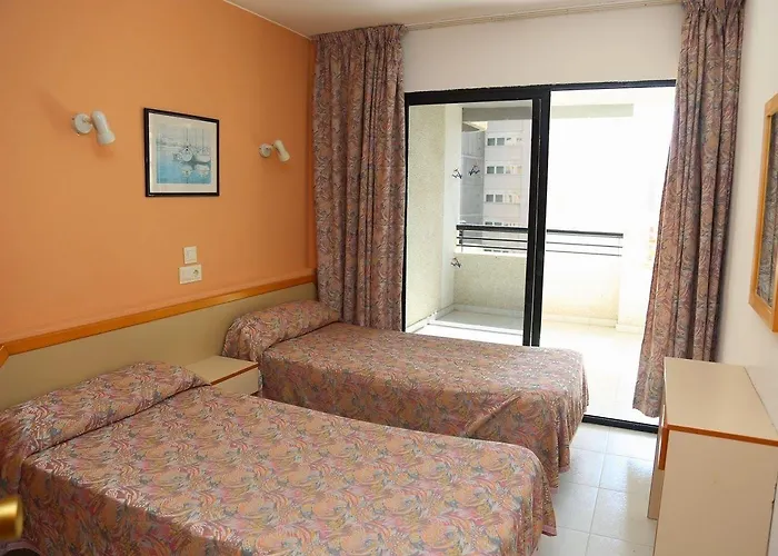 Apartahotel Luxmar By Mc 3*