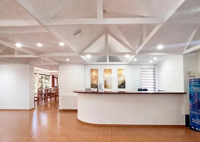 Apartahotel Luxmar By Mc