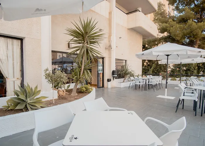 Luxmar Apartahotel 2*